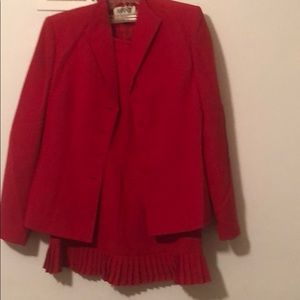 Kasper ladies 2 piece suit